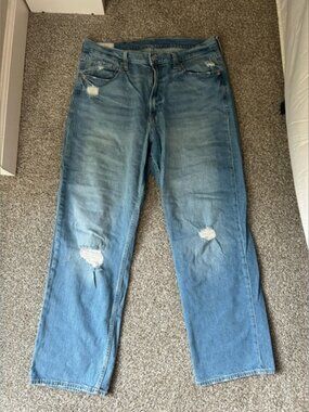 Women’s Blue Distressed Jeans
